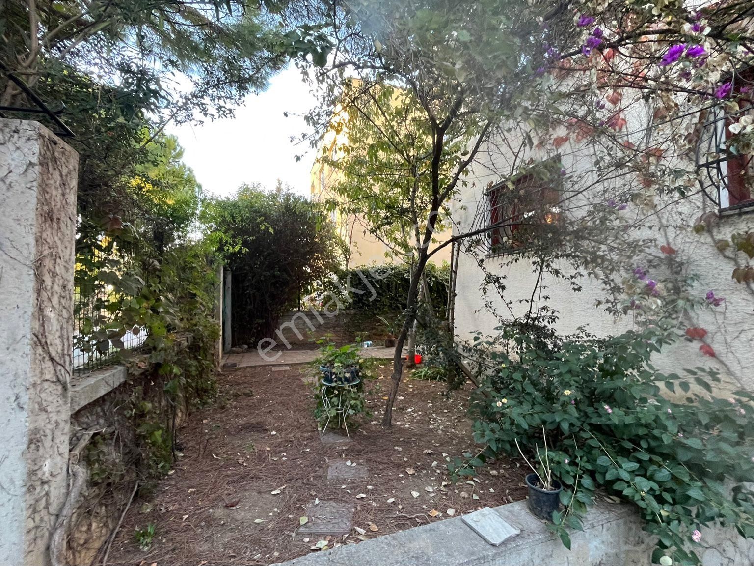 Tuzla Postane Mahallesinde İskanı Alınmış Temeli Sağlam Villa - Görsel 21