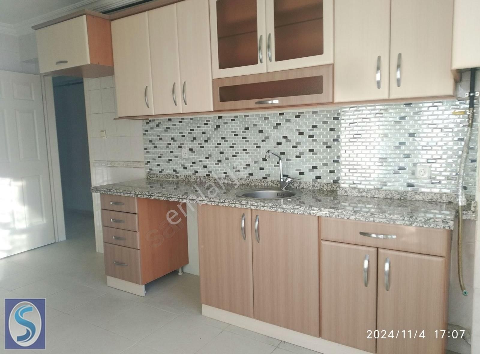 Narlıdere Narlı Kiralık Daire mySİTE'DEN NARLIDERE'DE BAKIMLI KİRALIK 3+1 DAİRE