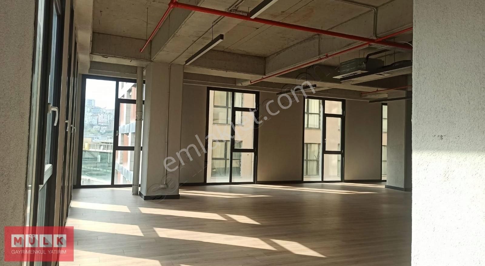 İstanbul Kağıthane Kiralık Plaza Katı FLATOFİS KAĞITHANE ''DEKORASYONLU'' 280 M² KİRALIK OFİS