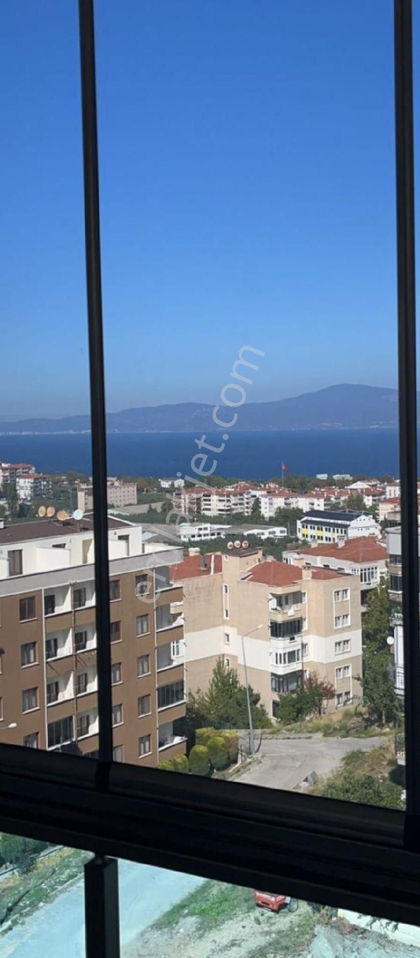 Mudanya Yeni Satılık Daire Mudanya yeni ma.Deniz manzaralı 3+1 yeni bina satılık 