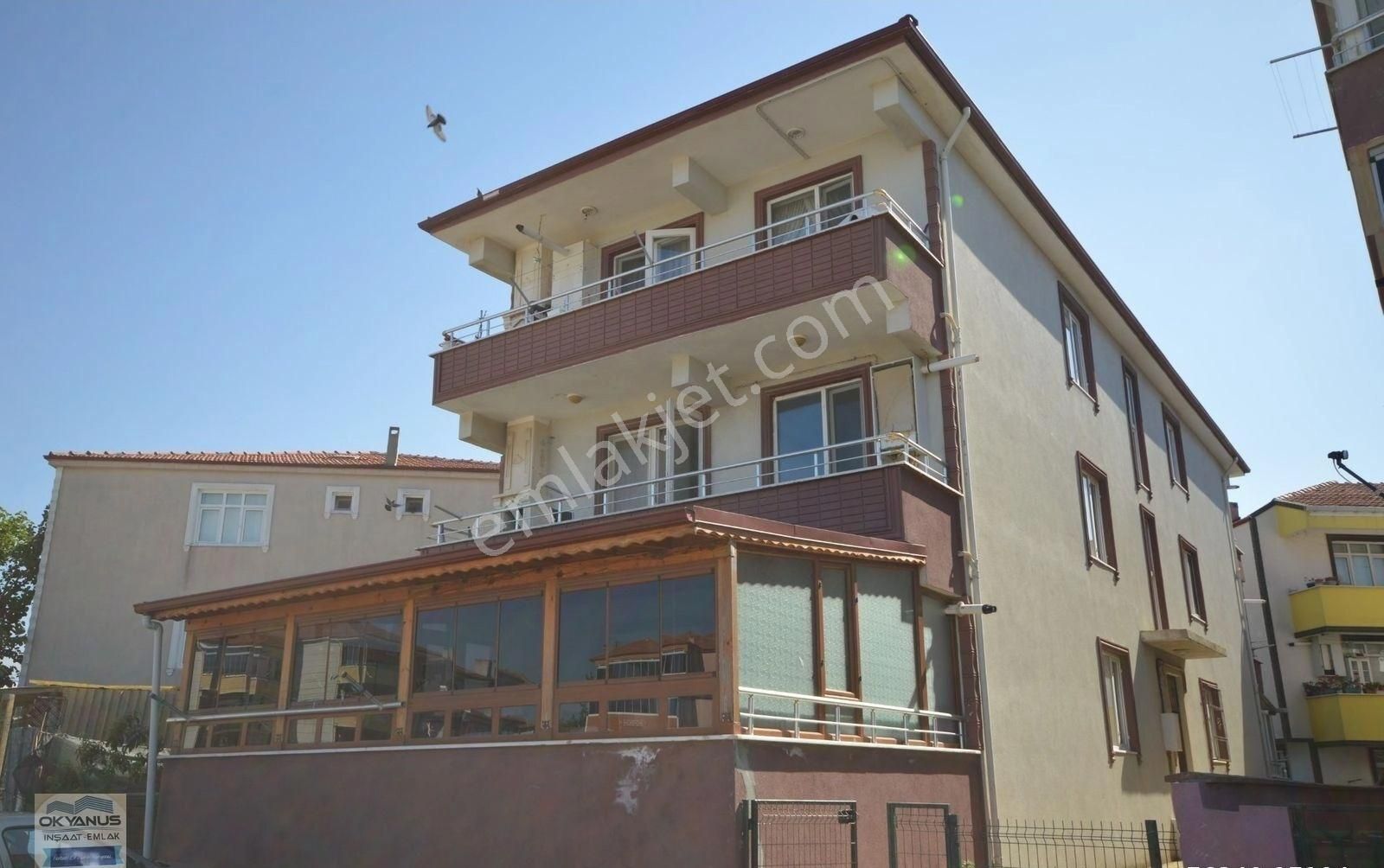 Karasu Yalı Satılık Daire KARASU  MERKEZDE   MASRAFSIZ  2+1 ARA KAT DAİRE