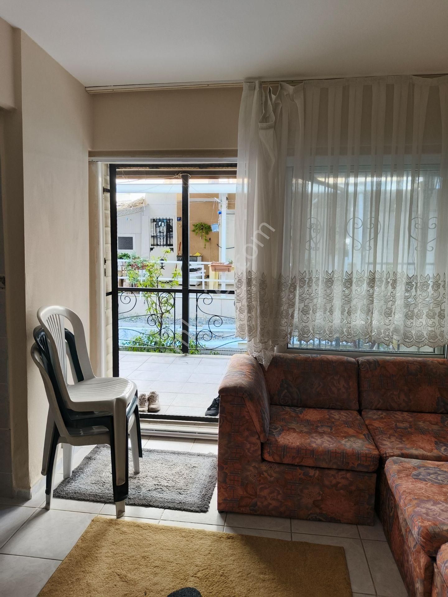 Kuşadası Soğucak Kiralık Villa Nazilli Pazarı Yakını Sertaç Sitesi Kiralık Triplex