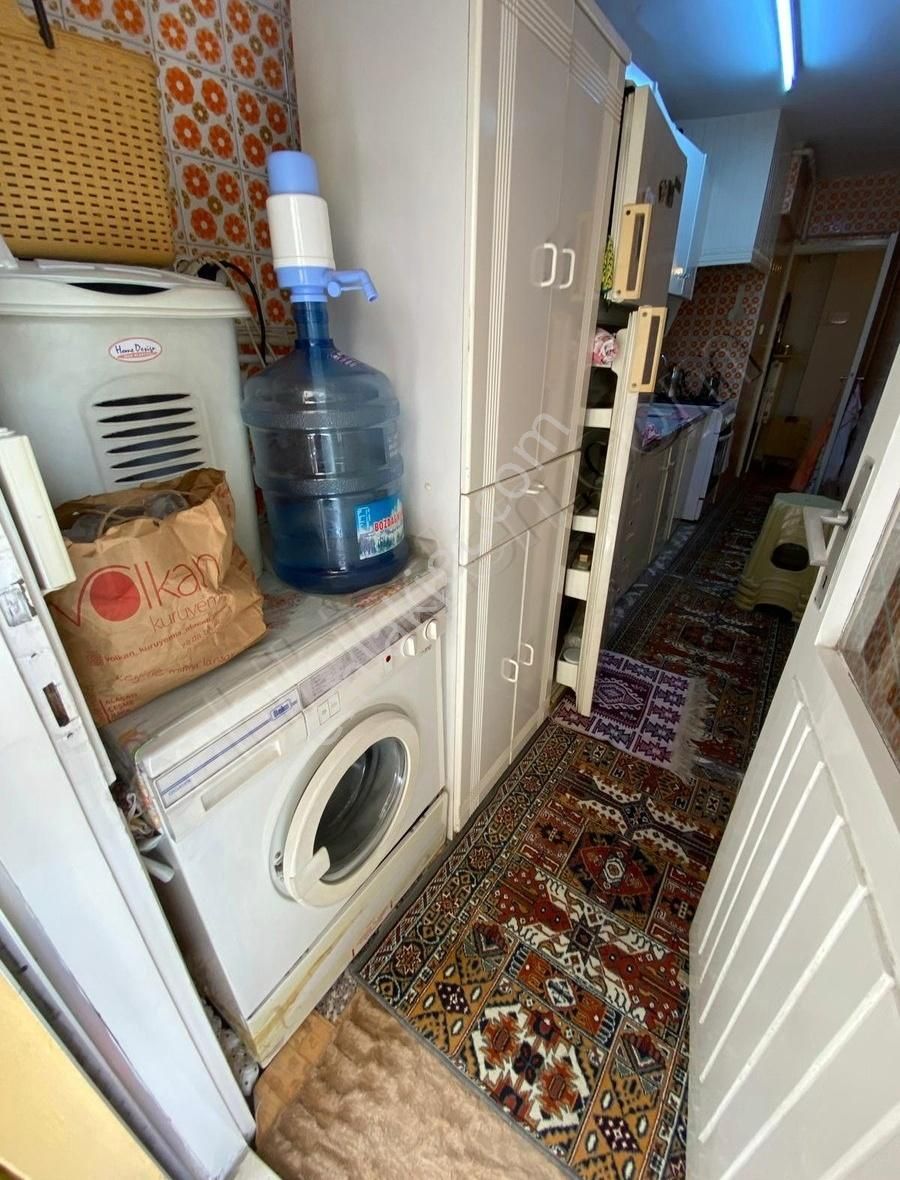 Türker Gayrimenkulden Satılık Ara Kat. D.gazlı 2+1 Daire.