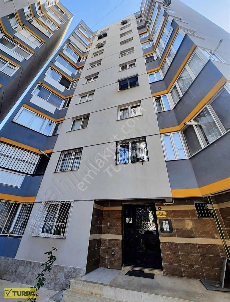 Karabağlar Refet Bele Satılık Daire YEŞİLYURT SEHIT FETIBEY MH SATILIK DAİRE