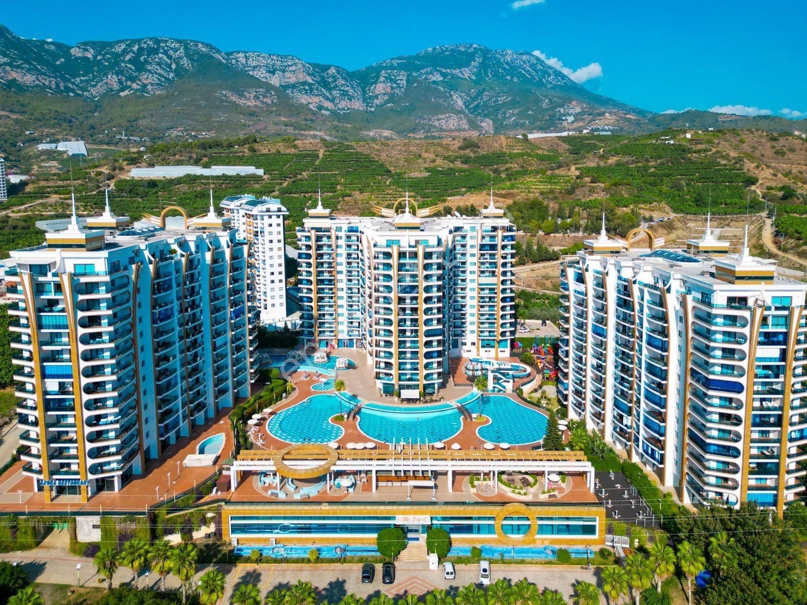 Alanya Mahmutlar Satılık Daire  ALANYA MAHMUTLAR 1+1 65M2 EŞYALI FULL AKTİVİTELİ DAİRE !!