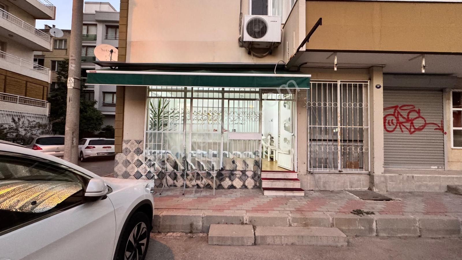 Karşıyaka Yalı Satılık Dükkan & Mağaza  Karşıyaka Bostanlı Yalı Mahallesi 23 m² Satılık Dükkan