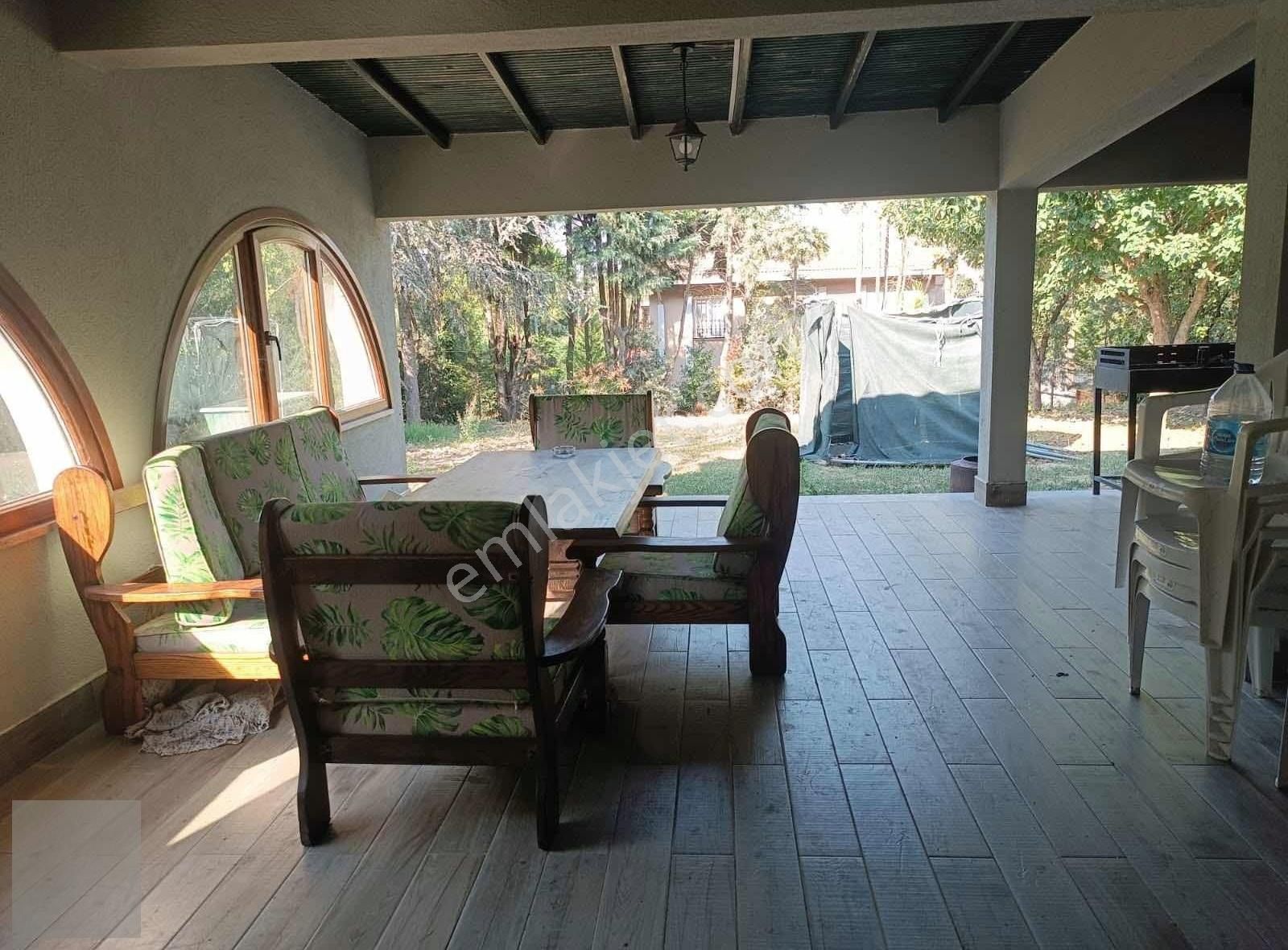 İpek Country Site İçerisinde Bakımlı Villa - Görsel 8