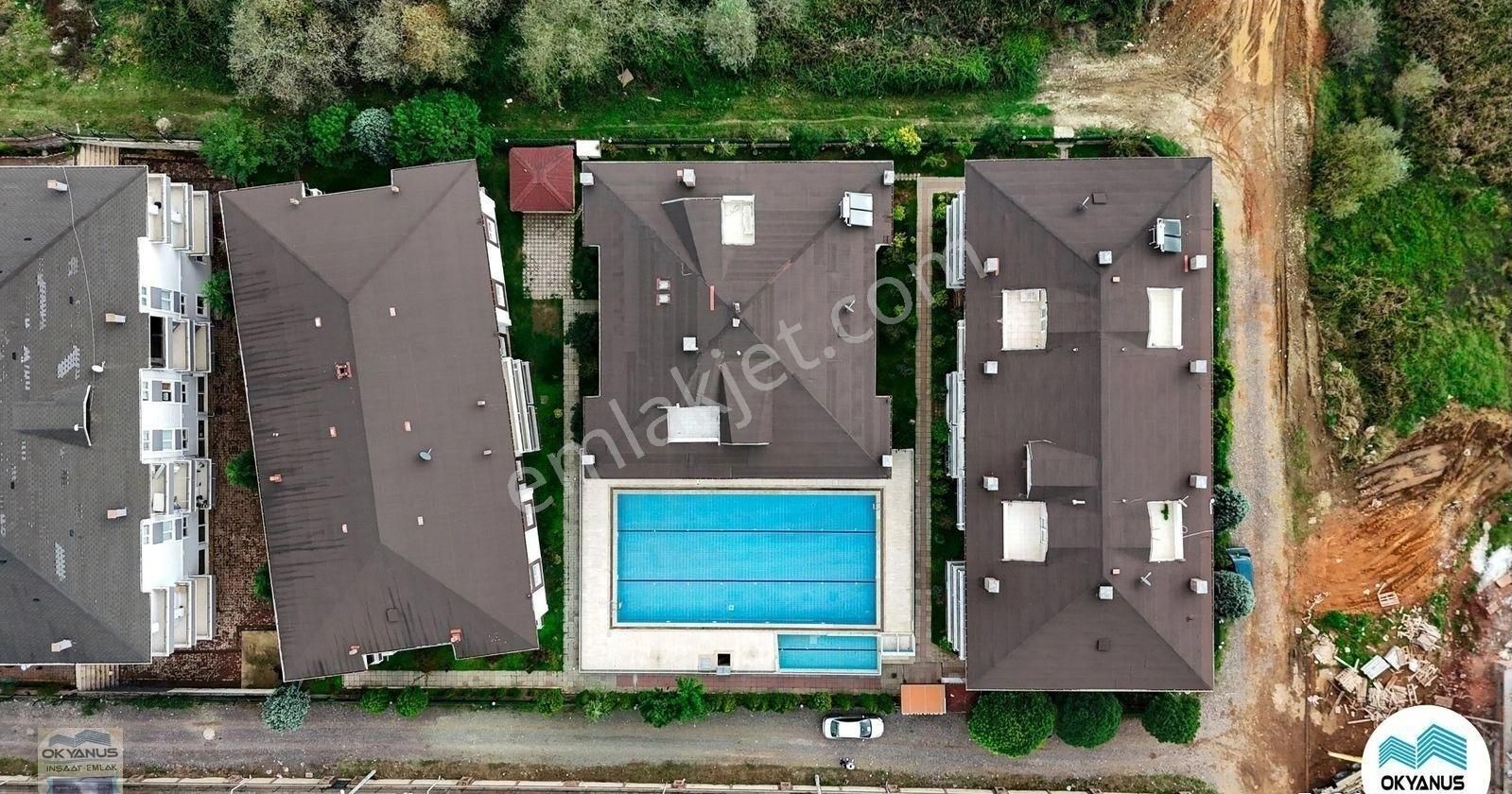 Karasu Yalı Satılık Daire KARASUDA KAÇMAZ HAVUZLU 2+1 EŞSİZ DAİRE FIRSATI