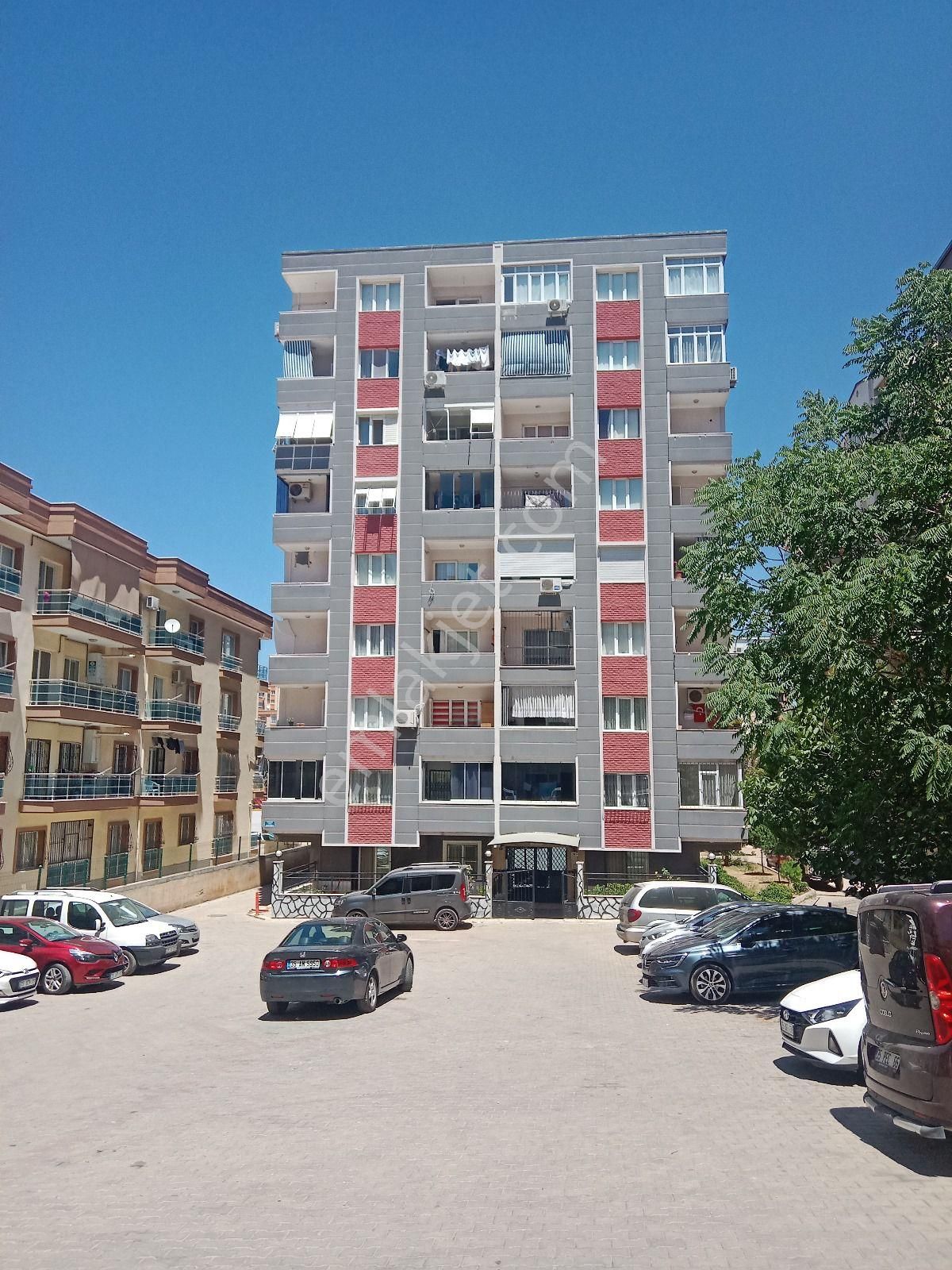 Buca Yıldız Satılık Daire İzmir/Buca 3+1 sahibinden satılık boş durumda 