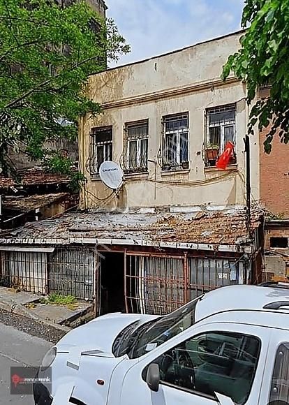 Şişli Eskişehir Satılık Bina 7489 Rengarenk'ten Akağlar Caddesi'nde 2 Katlı Satılık Bina