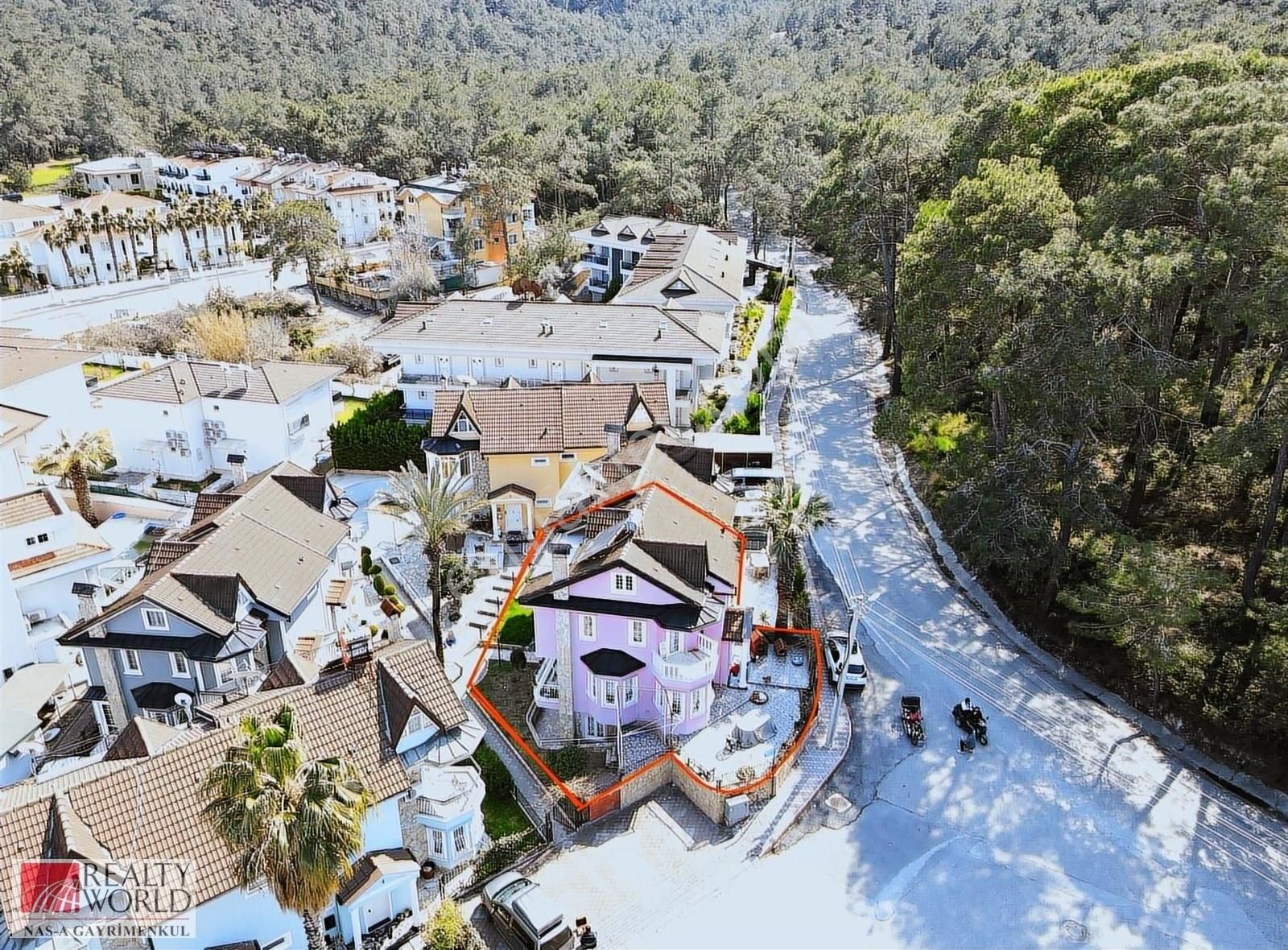 Kemer Merkez Satılık Villa Kemer Merkez'de Fırsat Villa Говорим По-русски !!!