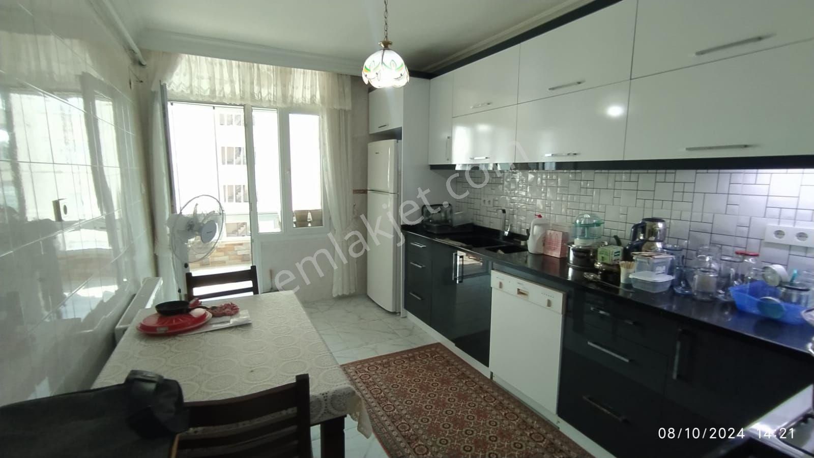 Seyhan Yeşilyurt Satılık Daire BARAJYOLUNDA KOMBİLİ TEMİZ 3+1 SATILIK DAİRE 