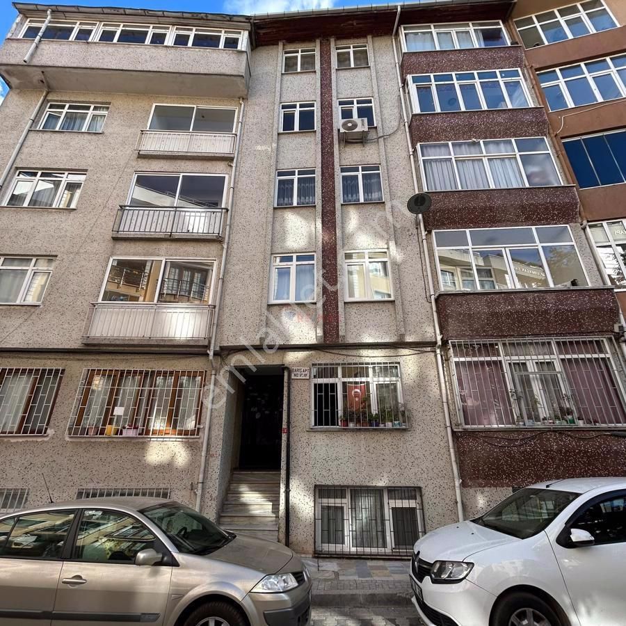 Üsküdar Mimar Sinan Satılık Daire Üsküdar 'Da New Çarşı Avm Arkası Satılık 3+1 Daire