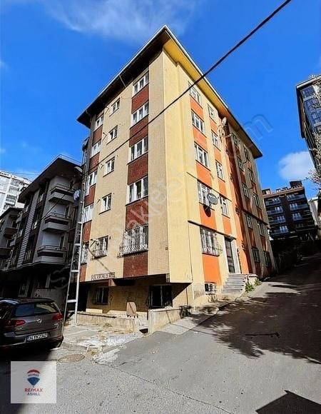 Ümraniye Armağanevler Satılık Daire Remax Ashillden Ümraniye Armağanevler 2+1 Takasa Uygun Satılık