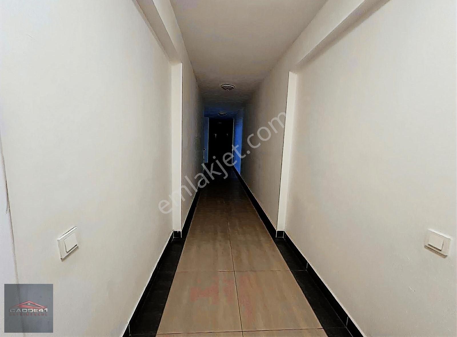 Kartepe Ataevler Satılık Daire CADDE41den KARTEPE CARPEDIEM SİTESİNDE SATILIK DAİRE