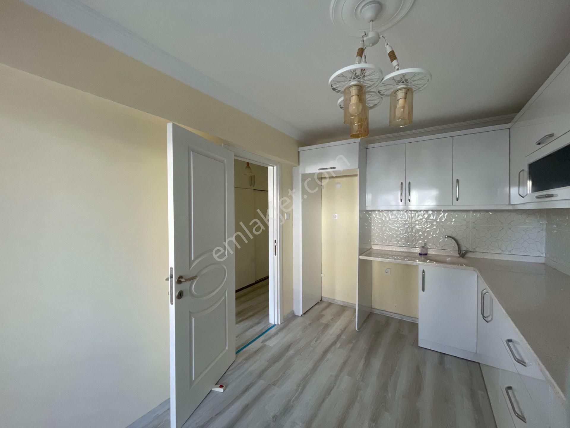 Didim Atatürk Bulv. Yeni Tadilatlı Ayrı Mutfak 2+1 Daire/ofis - Görsel 4