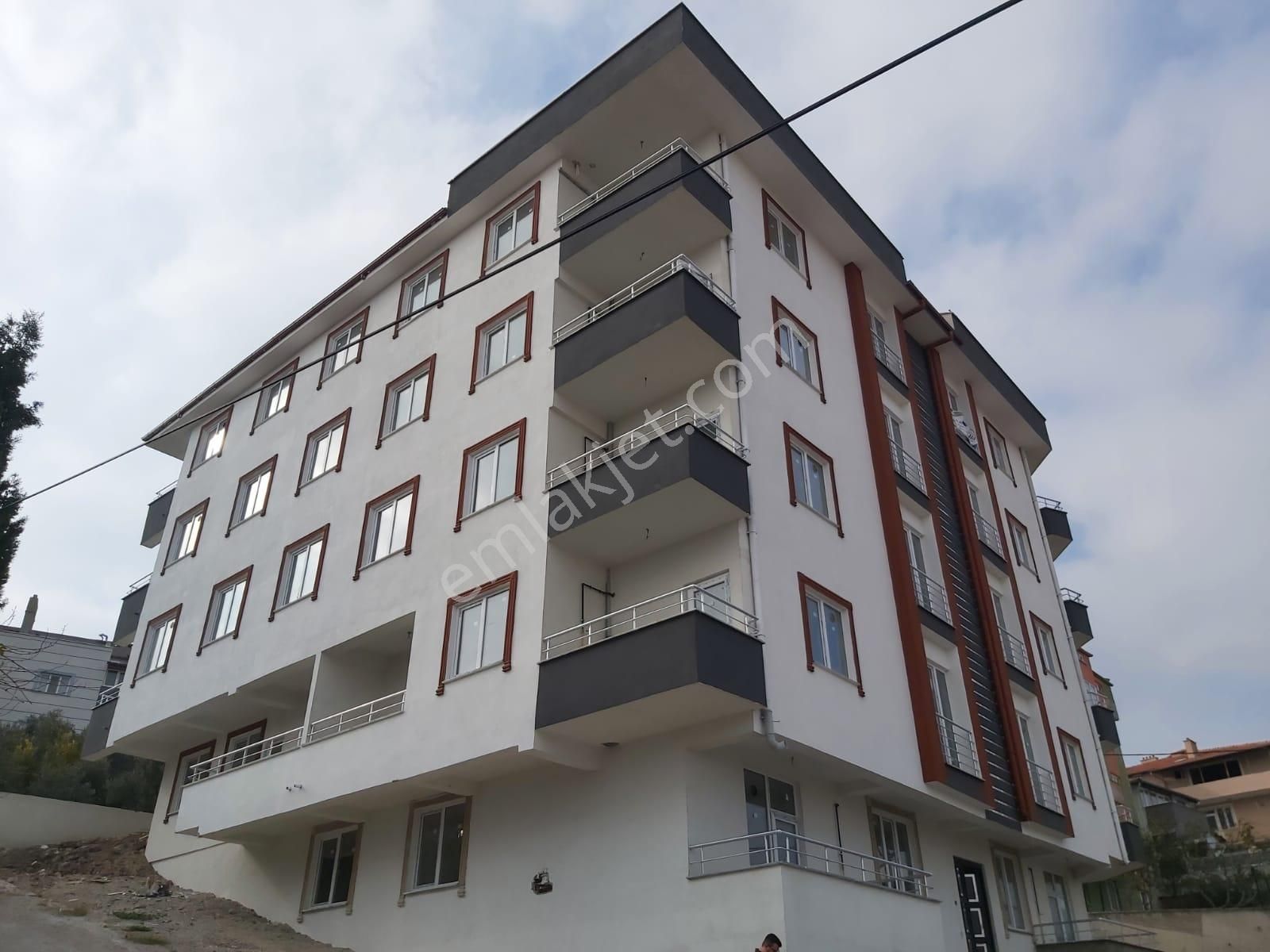 Altıeylül Dinkçiler Satılık Daire  BALIKESİR ALTIEYLÜL DİNKÇİLER MAHALLESİ 2+1 90 M2 SATILIK DAİRE