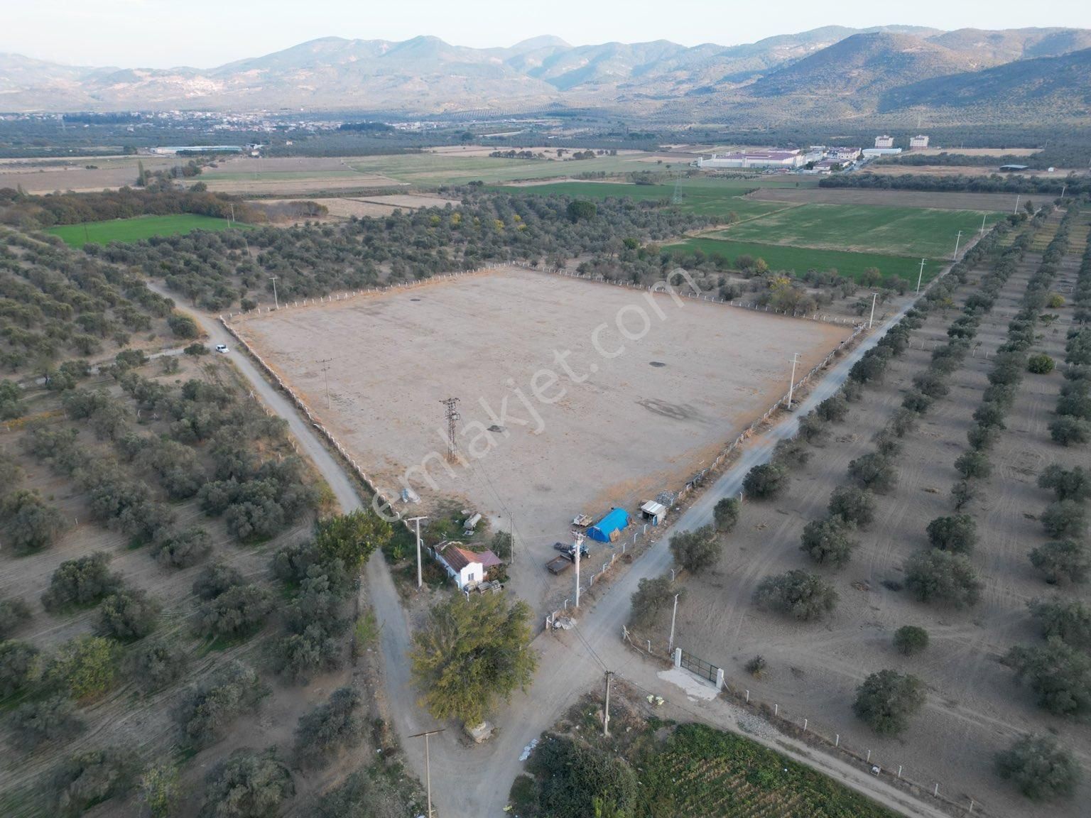 Burhaniye Yunus Satılık Tarla  KÖŞK EMLAK'TAN BURHANİYE'DE YATIRIMLIK 22.000m2 TARLA