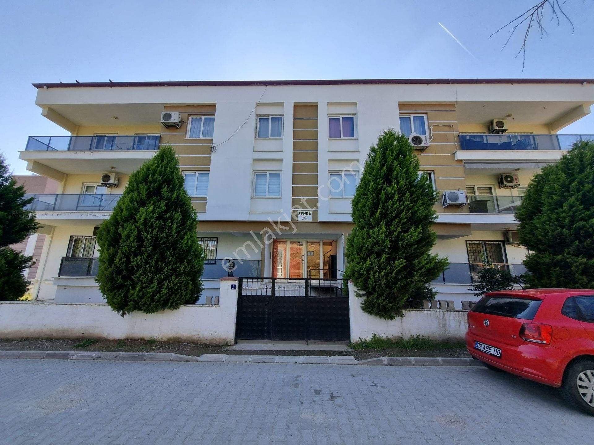 Nazilli İsabeyli Satılık Daire İSABEYLİ'DE KAMPÜSE YAKIN EŞYALI 1+1 SATILIK DAİRE