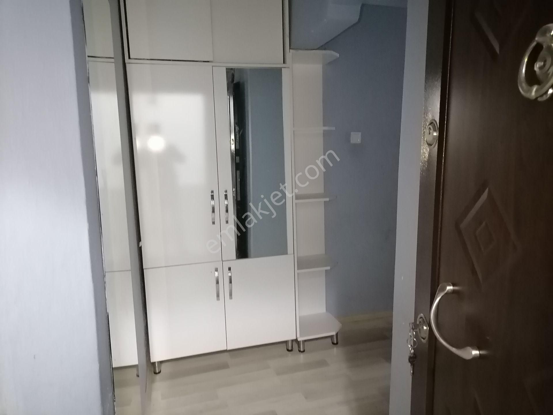 Hendek Mahmutbey Satılık Daire  ALEMDAR GAYRİMENKULDEN HENDEK MERKEZDE MÜFTÜLÜK ARKASI,ACİL ATILIK2 +1 DAİRE