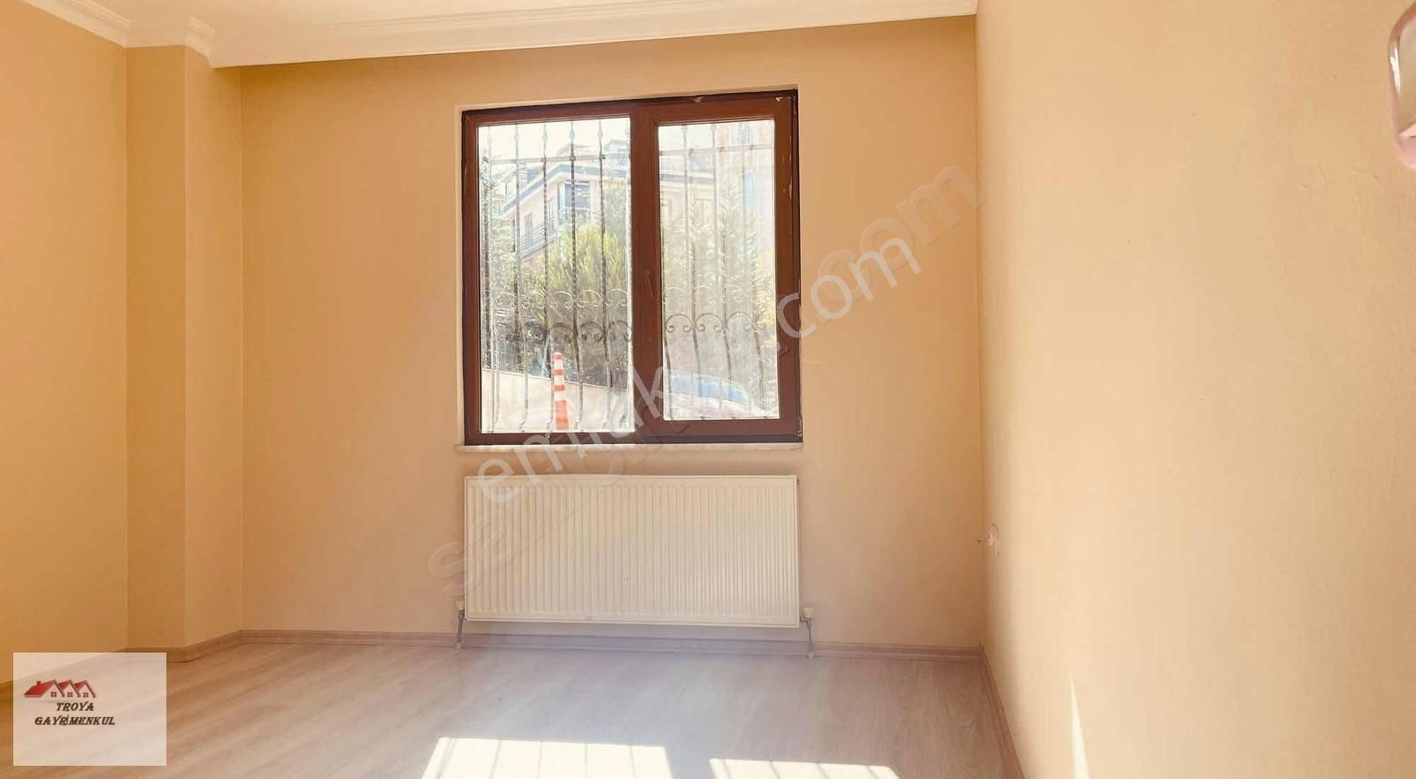 Beylikdüzü Yakuplu Kiralık Daire BEYLİKDÜZÜ YAKUT EVLERİ 4+1 TERS DUBLEKS