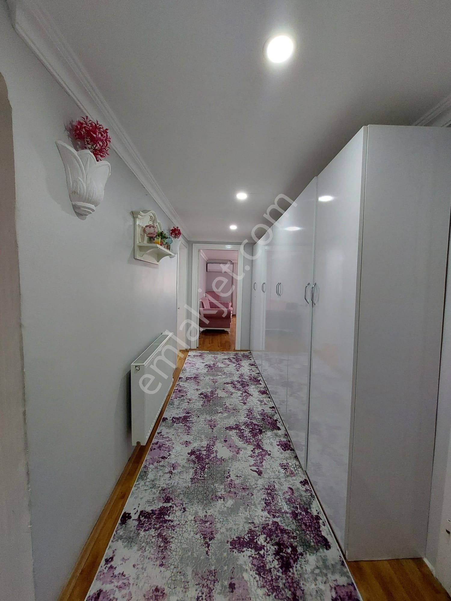 Esenyurt Saadetdere Satılık Daire  SAADETDERE MAHALLESİNİN YAKIŞIKLISI  2+1 DAİRE