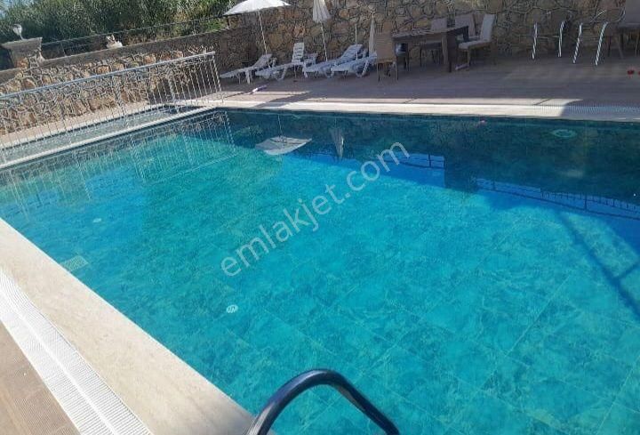 Alanya Oba Kiralık Daire ALANYA OBA SIFIR BİNA KİRALIK 2+1 DAİRE HAVUZLU