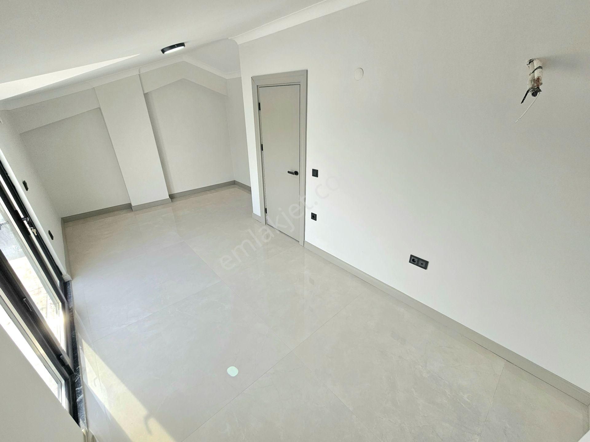 Eu Gayrimenkulden Balıkesir Edremit Gürede Ultra Lüx Havuzlu Müstakil Yerden Isıtmalı Şömineli Villa - Görsel 29