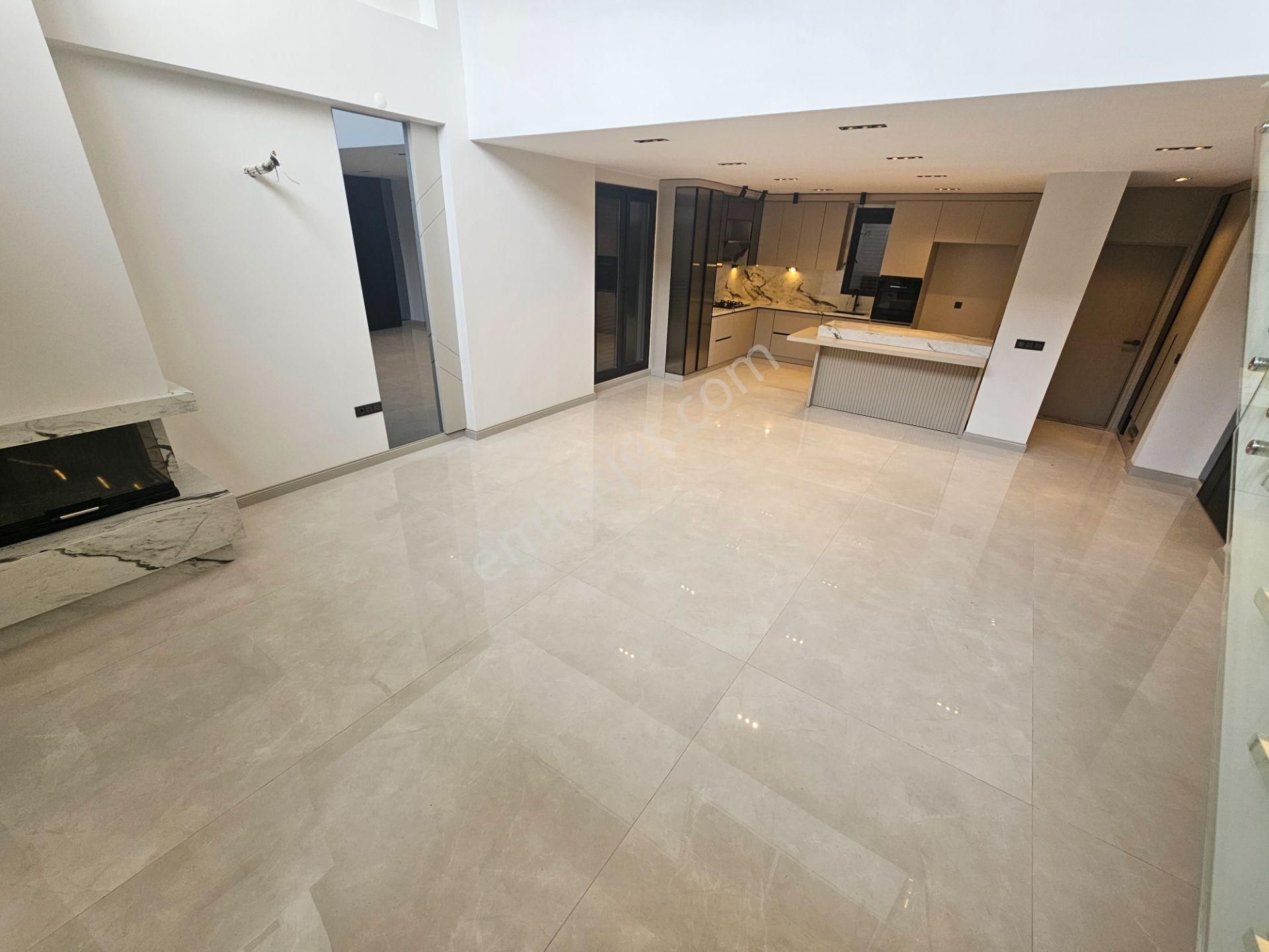 Eu Gayrimenkulden Balıkesir Edremit Gürede Ultra Lüx Havuzlu Müstakil Yerden Isıtmalı Şömineli Villa - Görsel 16