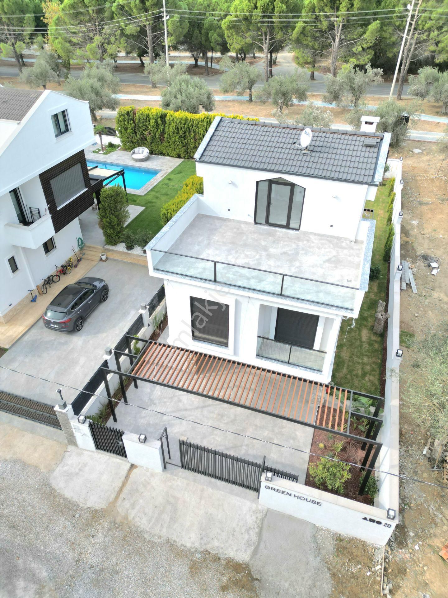 Eu Gayrimenkulden Balıkesir Edremit Gürede Ultra Lüx Havuzlu Müstakil Yerden Isıtmalı Şömineli Villa - Görsel 8