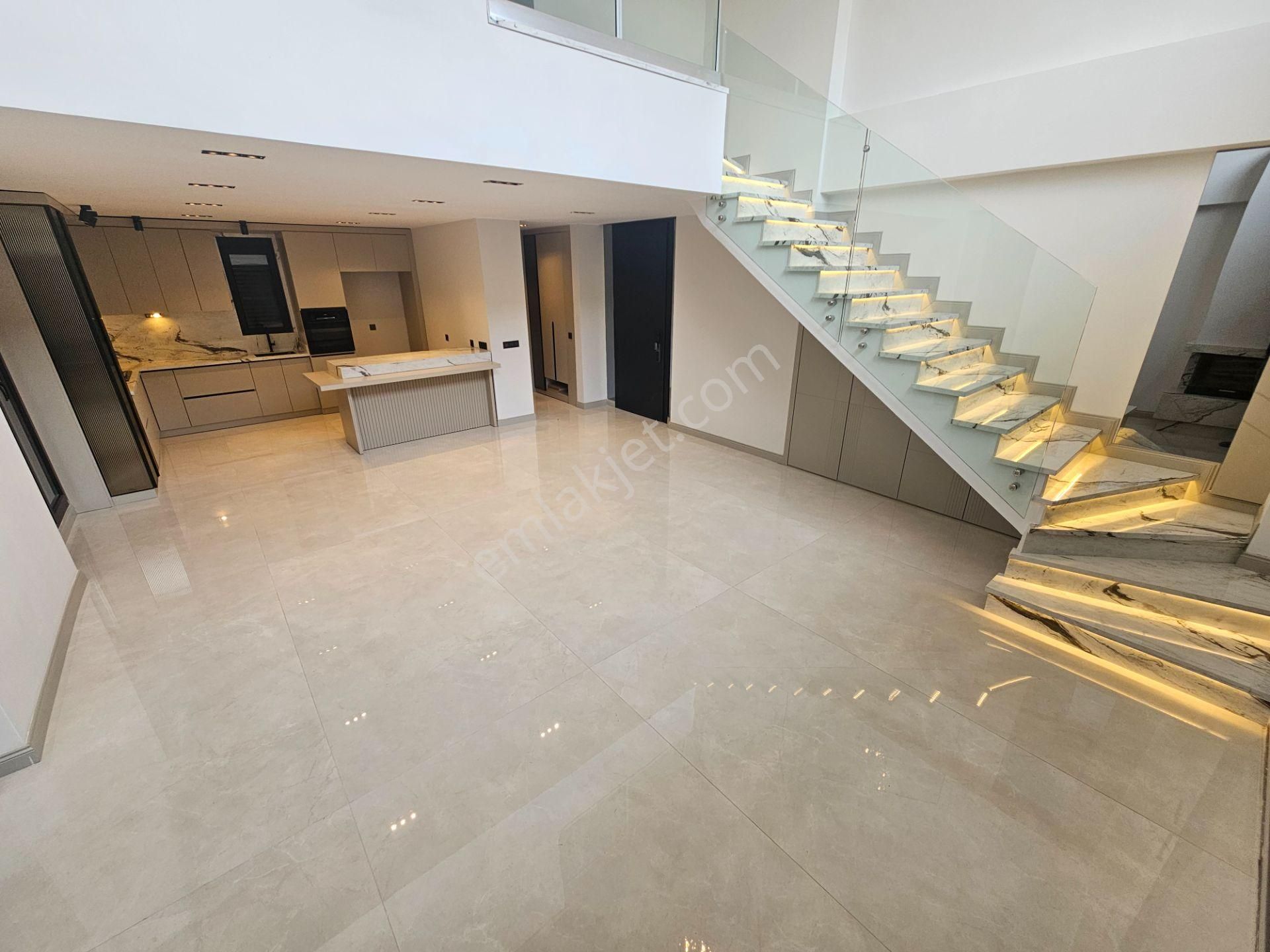 Eu Gayrimenkulden Balıkesir Edremit Gürede Ultra Lüx Havuzlu Müstakil Yerden Isıtmalı Şömineli Villa - Görsel 15