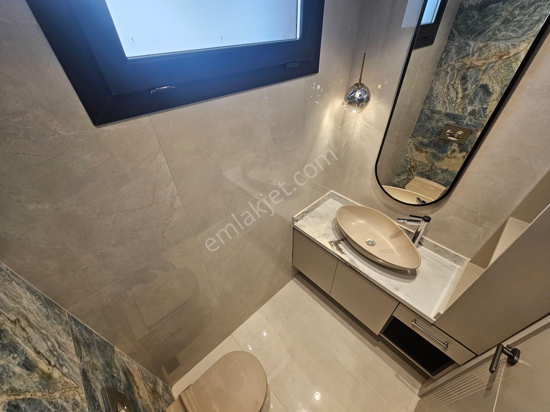 Eu Gayrimenkulden Balıkesir Edremit Gürede Ultra Lüx Havuzlu Müstakil Yerden Isıtmalı Şömineli Villa - Görsel 18