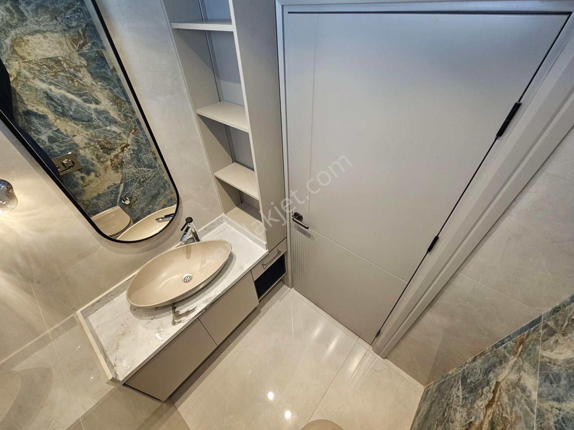 Eu Gayrimenkulden Balıkesir Edremit Gürede Ultra Lüx Havuzlu Müstakil Yerden Isıtmalı Şömineli Villa - Görsel 19