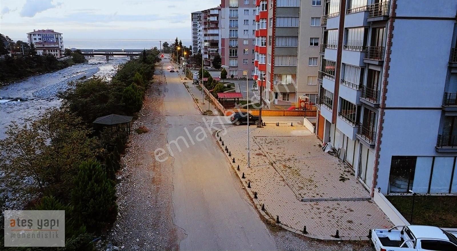 Fındıklı Aksu Kiralık Dükkan & Mağaza Ateş Yapı'dan Üniversite Caddesi Üzeri 330 M2 Kiralık İşyeri