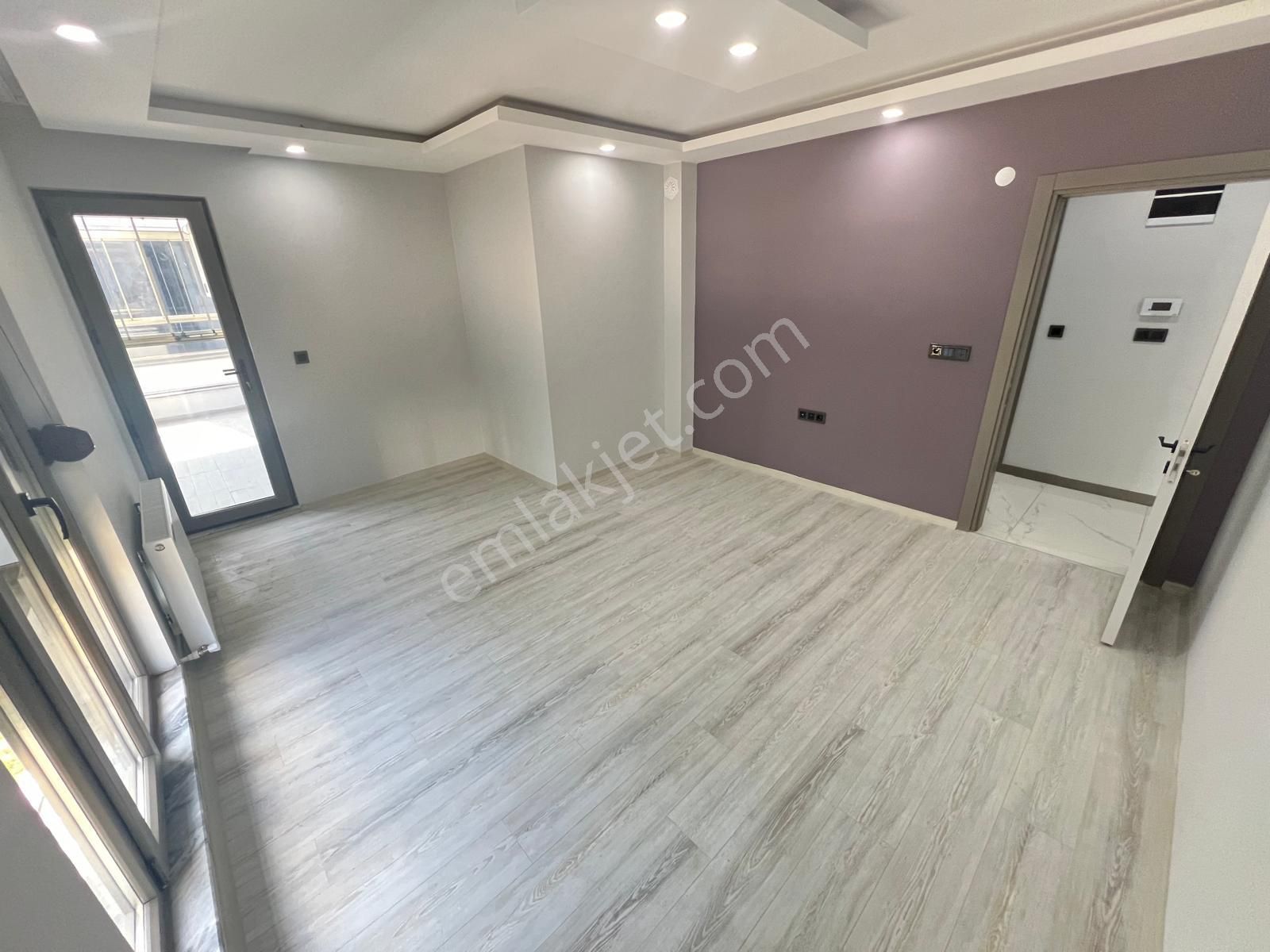 Edremit Altınkum Kiralık Daire  ARAS EMLAKTAN ALTINKUMDA DOĞALGAZLI 2+1 ARA KAT SIFIR DAİRE