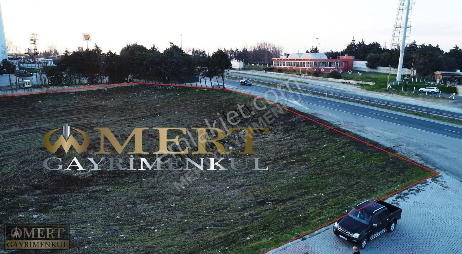 İstanbul Silivri Satılık Turizm İmarlı E-5 KARAYOLUNA CEPHE 656m2 TİCARET+TURİZM İMARLI ARSA