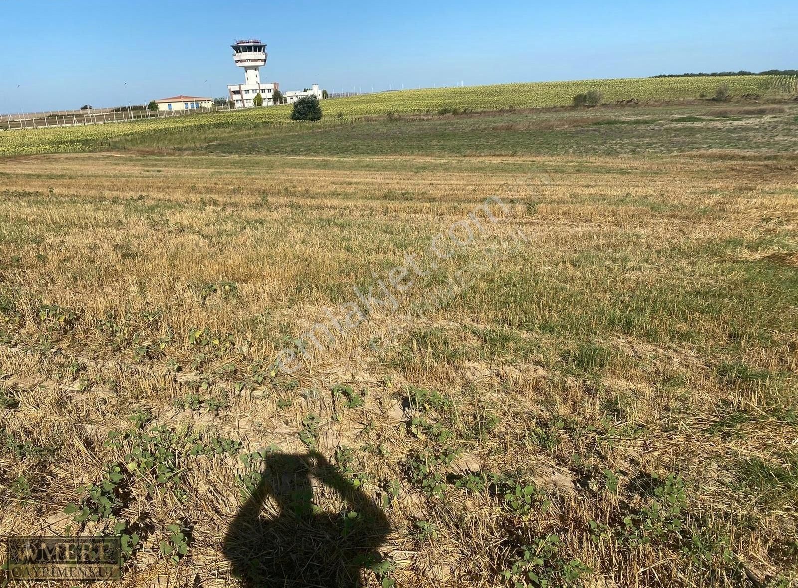 Çorlu Seymen Satılık Tarla Çorlu Önerler'de Havaalanı Yanında 10.000m2 Müstakil Tapu Tarla