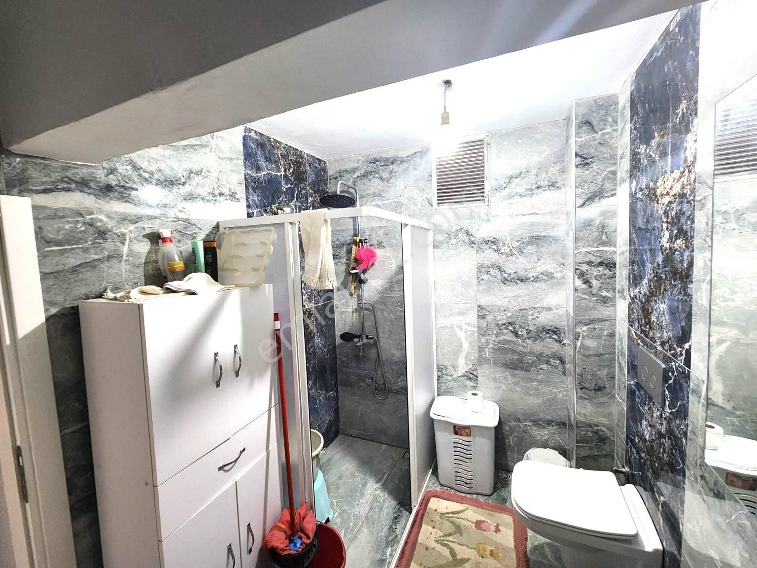 Tırpan Gayrimenkulden Ömerbey Mah. 3+1 110m2 İçi Yapılı Düzayak Daire - Görsel 8