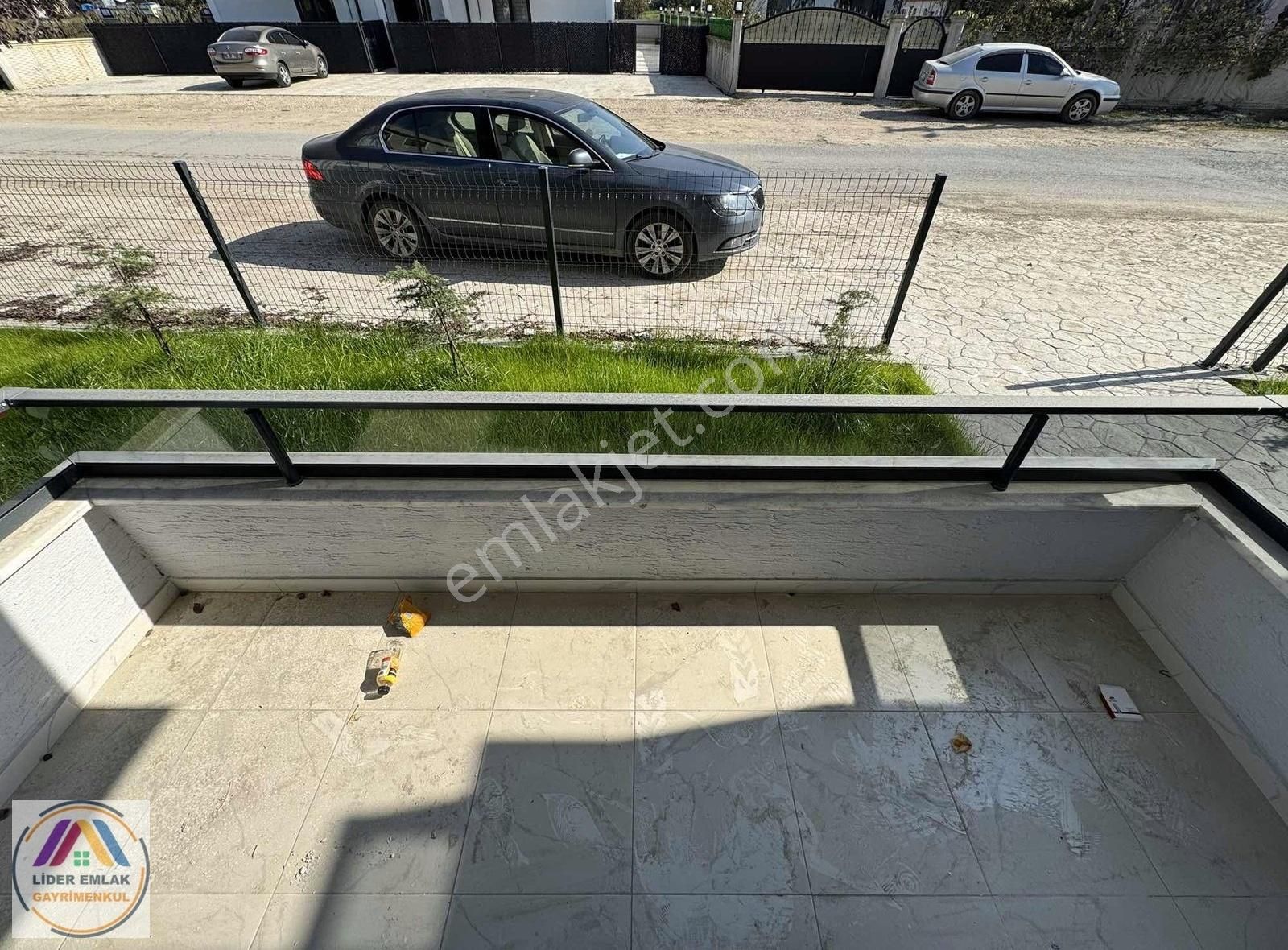 Akyazı Hastahane Kiralık Daire LİDER EMLAKTAN ADLİYE YANINDA KİRALIK 1+1 DAİRE