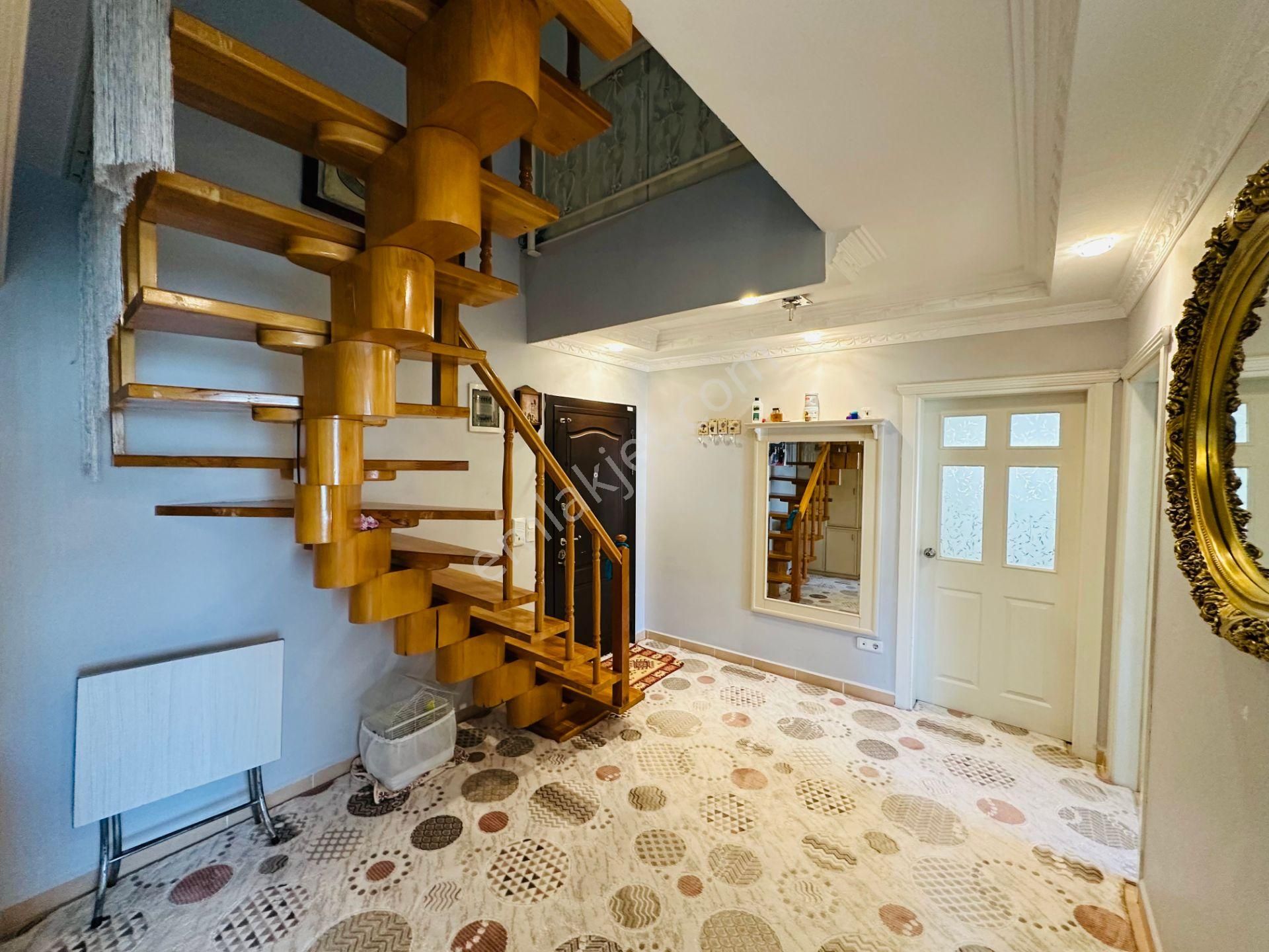 Emlakparktan Oba Mahallesi Metro Kavşağında 4+2 Dublex - Görsel 12