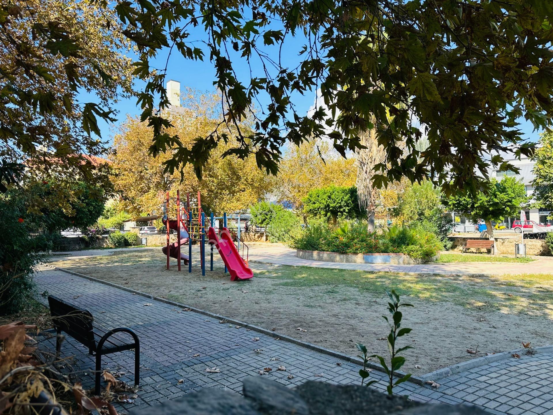 Emlakparktan Oba Mahallesi Metro Kavşağında 4+2 Dublex - Görsel 34