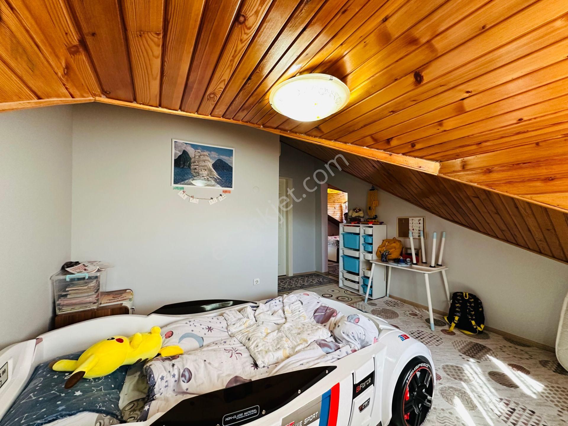 Emlakparktan Oba Mahallesi Metro Kavşağında 4+2 Dublex - Görsel 17