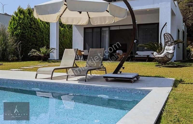 Bodrum Geriş Denize Sıfır Satılık Villa Bodrum Yalıkavak Satılık Tek Kat Özel Havuzlu Modern Villa