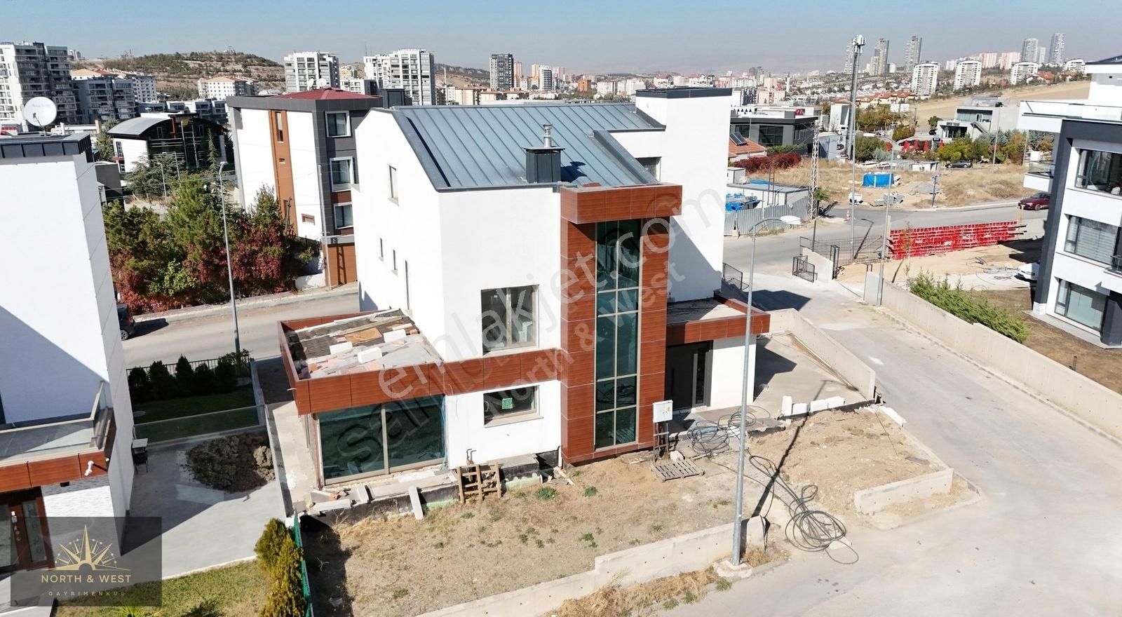 Çankaya Alacaatlı Satılık Villa North&West-KAYI ÇAYYOLU MARMARİS VİLLALARINDA 8+2 VİLLA