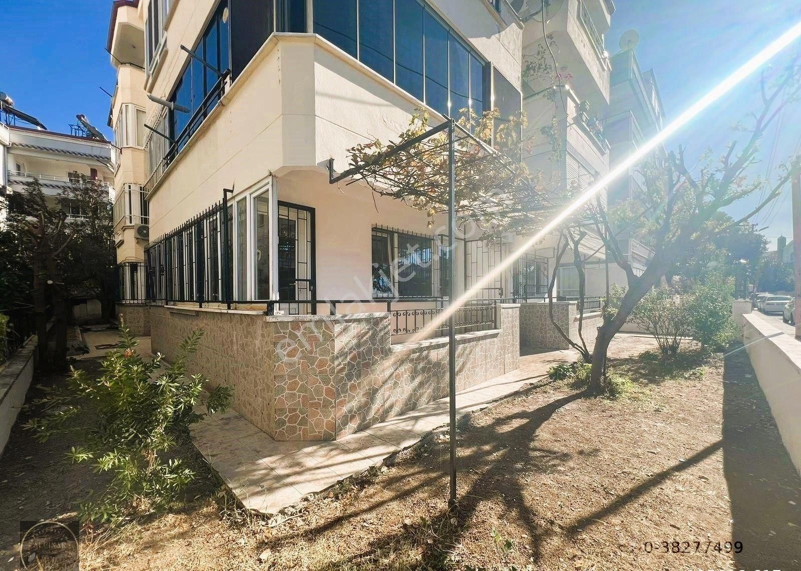 Edremit Sarıkız Satılık Daire 🏡🏡ALÇINAR EMLAKTAN MERKEZDE FULL KREDİLİ 2+1 GENİŞ DAİRE🏡🏡