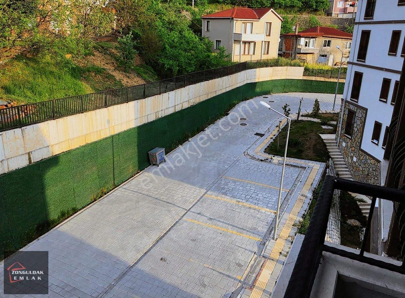 Zonguldak Merkez Bahçelievler Satılık Daire ZONGULDAK EMLAK'TAN TOKİ BASIN SİTESİNDE SATILIK 2+1