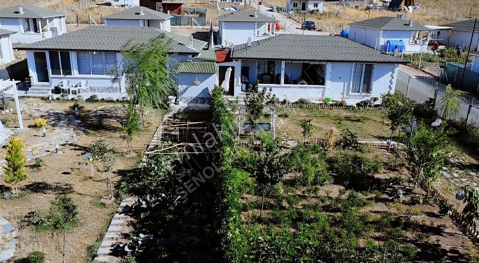 Çubuk Yakuphasan Satılık Tarla ASFALT YOLA CEPHE 450 m2 HOBİ BAHÇELERİ