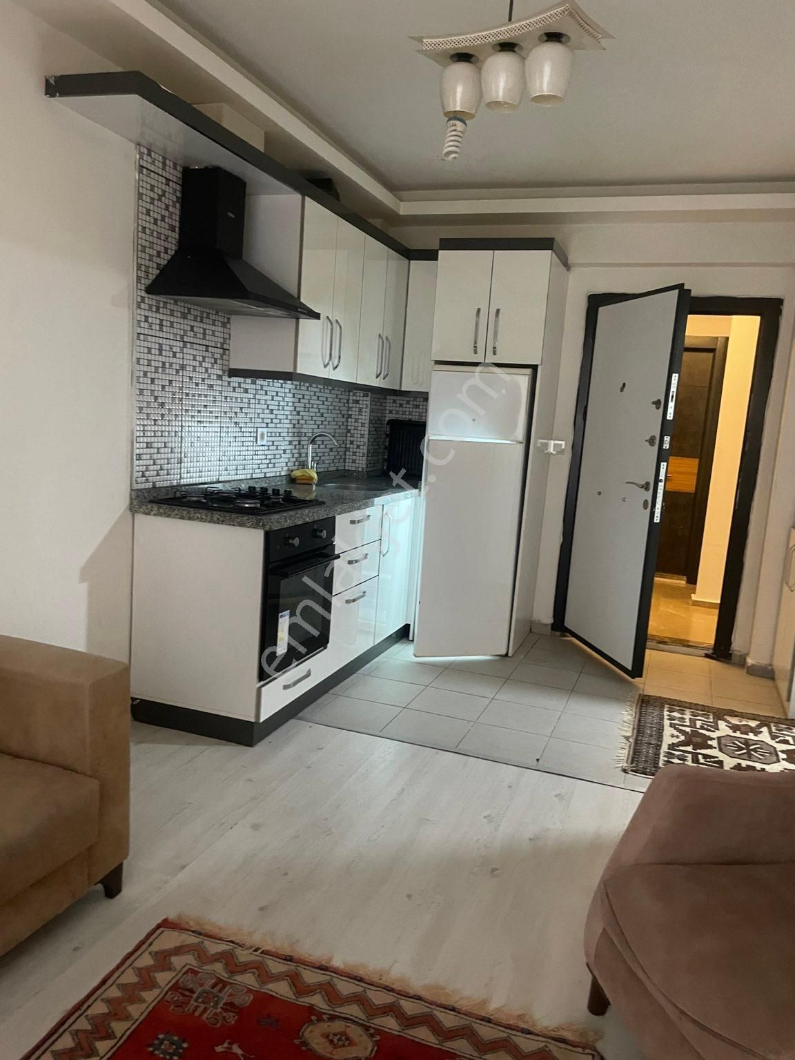 Kuşadası Türkmen Satılık Daire KUŞADASI BEYAZ EMLAKTAN 1+1 EŞYALI SATILIK DAİRE