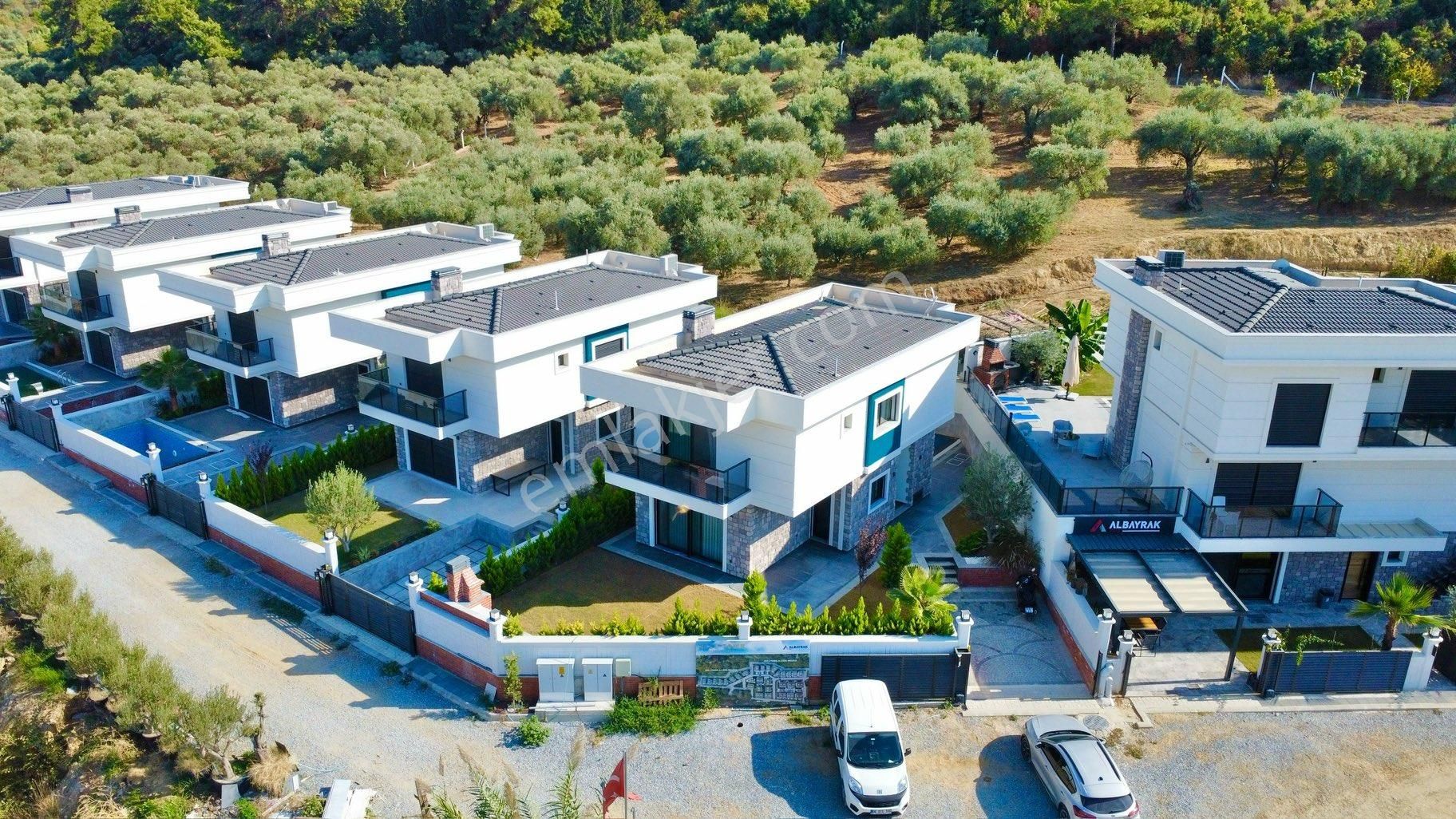 Kuşadası Davutlar Satılık Villa  KUŞADASI DAVUTLARDA 4+1 MÜSTAKİL DOĞAYLA İÇİÇE MANZARALI VİLLALAR