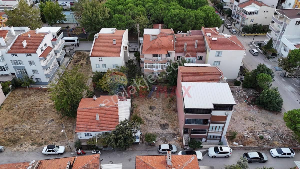 Karesi Toygar Satılık Konut İmarlı RE/MAX MİD'DEN SATILIK ÜÇĞINAR KAVŞAĞI YAKINI 220 M2 ARSA